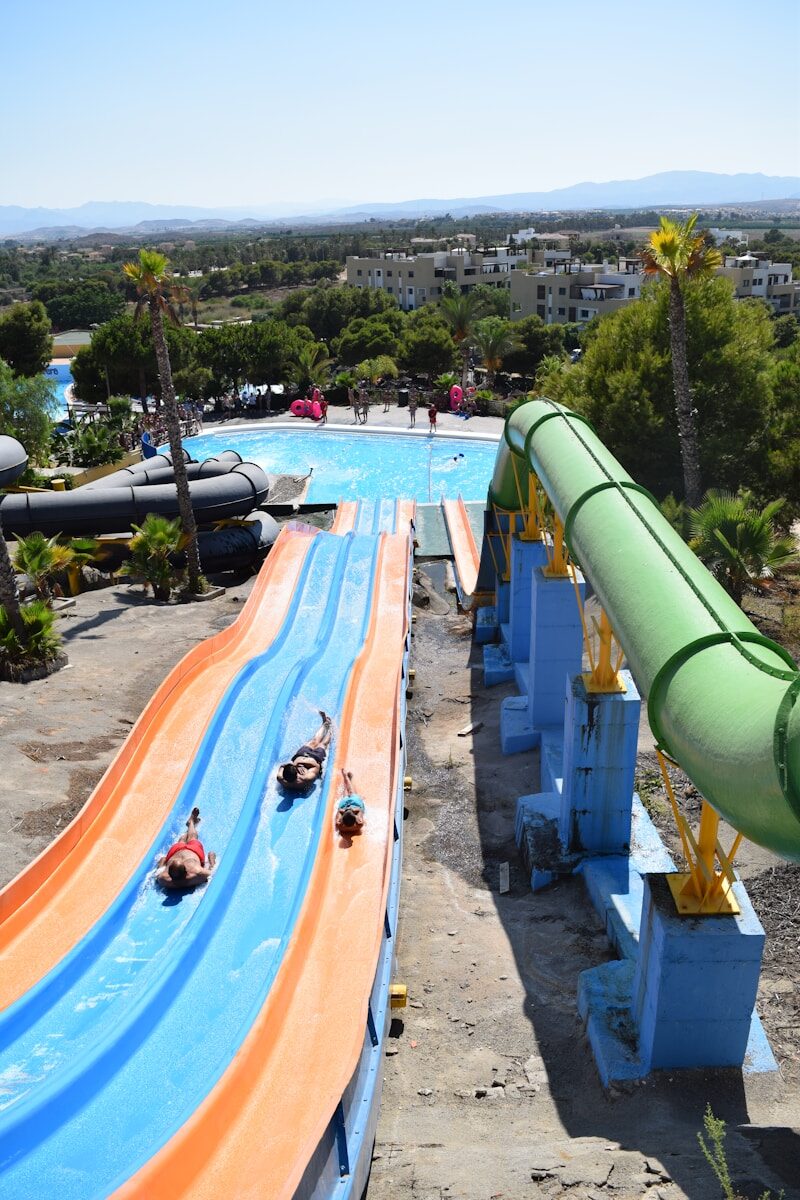 activité aquatique toboggan